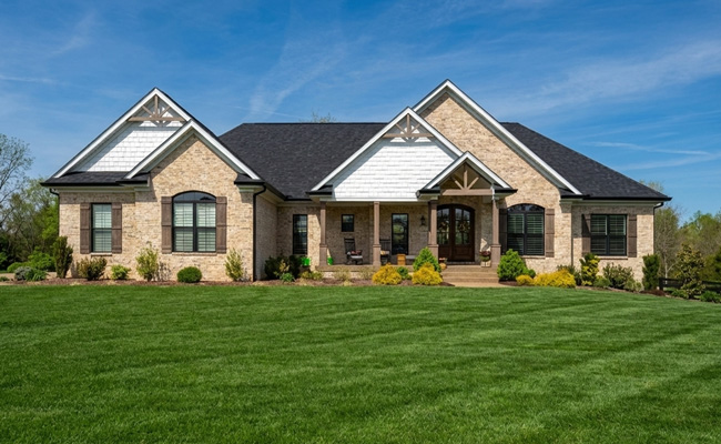 Grand Oaks Traditional custom home